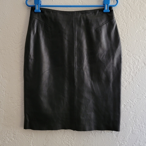 Wilsons Leather Dresses & Skirts - Wilsons Leather Skirt Size 6